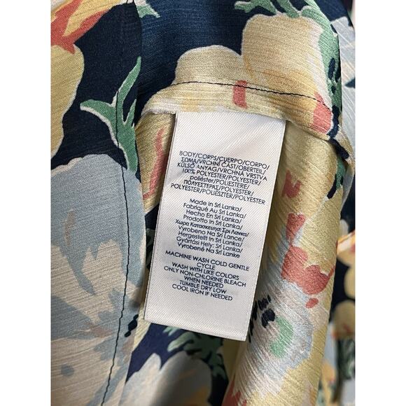 NWT CHAPS Georgette Ruffle Sleeve Peasant Blouse Yellow & Navy Floral Size 2X - Picture 8 of 8